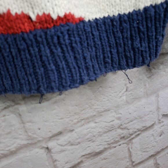 BD Baggies Hand-Knit  Over-Sized Sweater Patriotic - Picture 5 of 6
